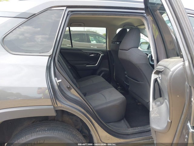 44772588 :رقم المزاد ، 2T3W1RFV3NW209945 vin ، 2022 Toyota Rav4 Xle مزاد بيع