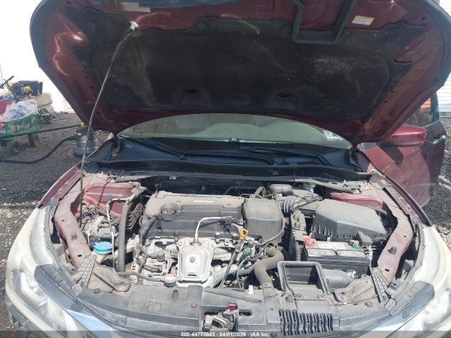 44772643 :رقم المزاد ، 1HGCR2F16HA087571 vin ، 2017 Honda Accord Sport Se مزاد بيع