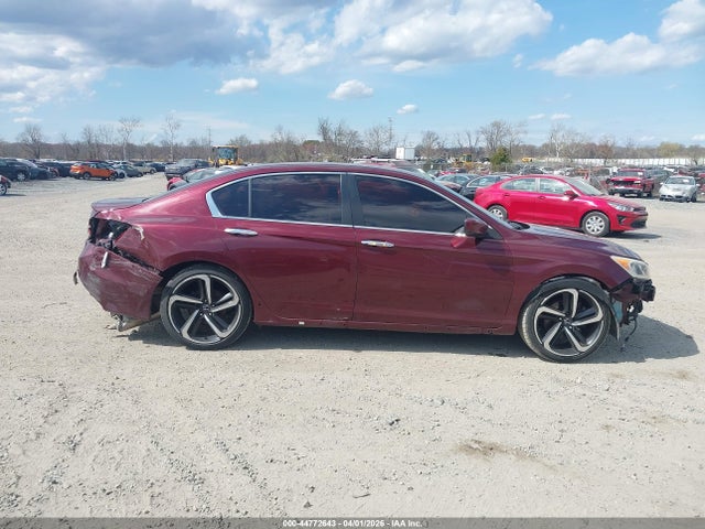 44772643 :رقم المزاد ، 1HGCR2F16HA087571 vin ، 2017 Honda Accord Sport Se مزاد بيع