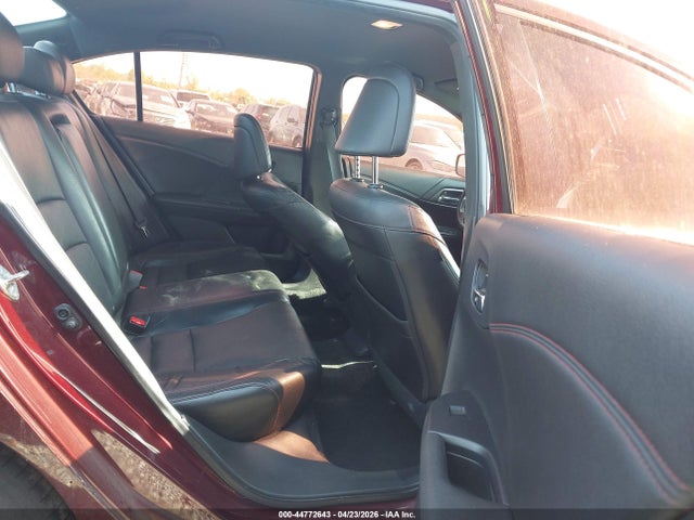 44772643 :رقم المزاد ، 1HGCR2F16HA087571 vin ، 2017 Honda Accord Sport Se مزاد بيع