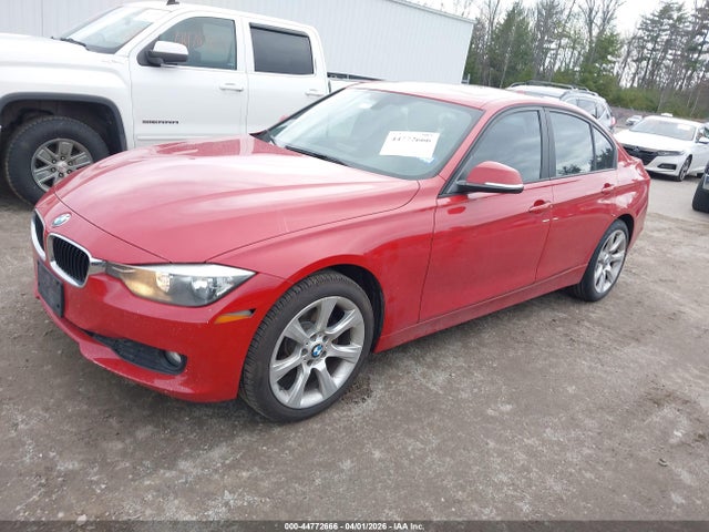 44772666 :رقم المزاد ، WBA3C3C50DF982321 vin ، 2013 Bmw 320i Xdrive مزاد بيع