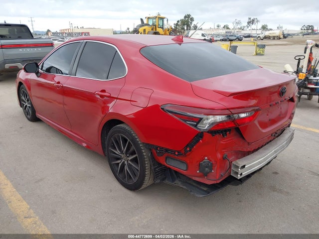 4T1T11AK1MU426614 Toyota CAMRY SE