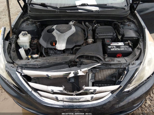 44772730 :رقم المزاد ، 5NPEC4AB2DH728593 vin ، 2013 Hyundai Sonata Se 2.0t مزاد بيع