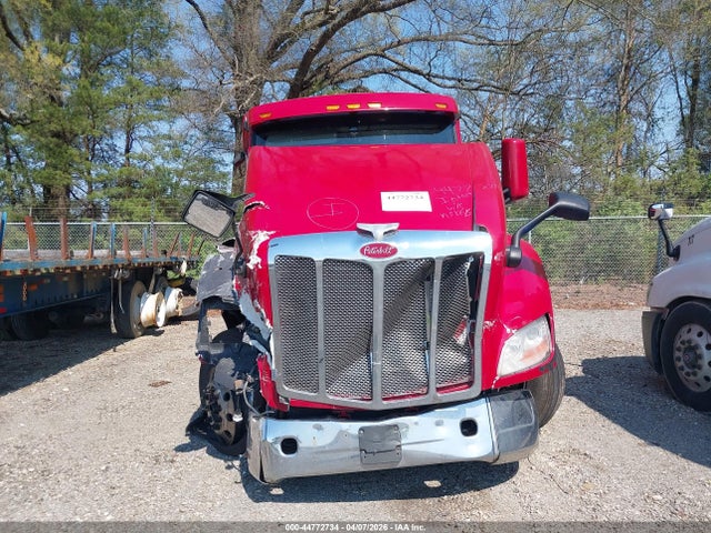 2021 Peterbilt 579 მანქანა იყიდება აუქციონზე, vin: 1XPBD49X5MD747515, აუქციონის ნომერი: 44772734