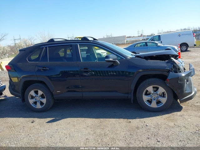44772735 :رقم المزاد ، JTMMWRFV3ND154175 vin ، 2022 Toyota Rav4 Hybrid Le مزاد بيع