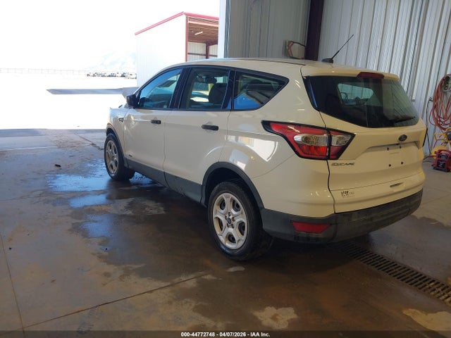 1FMCU0F72HUF07830 Ford ESCAPE S