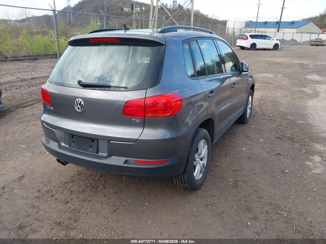 44772771 :رقم المزاد ، WVGAV7AX1GW533827 vin ، 2016 Volkswagen Tiguan S مزاد بيع