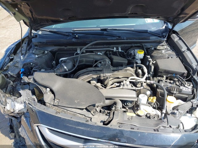 44772836 :رقم المزاد ، 4S4BTADC0M3127583 vin ، 2021 Subaru Outback Premium مزاد بيع