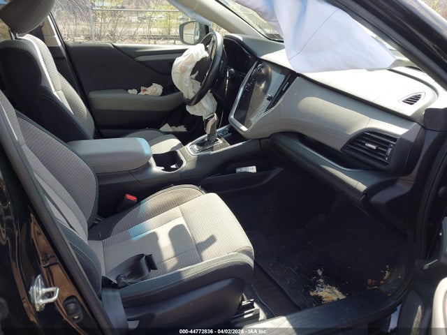 44772836 :رقم المزاد ، 4S4BTADC0M3127583 vin ، 2021 Subaru Outback Premium مزاد بيع