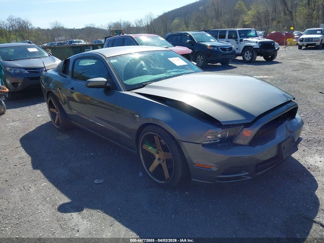 44772885 :رقم المزاد ، 1ZVBP8AM0E5277372 vin ، 2014 Ford Mustang V6 Premium مزاد بيع