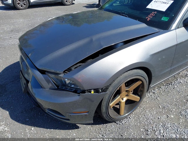 44772885 :رقم المزاد ، 1ZVBP8AM0E5277372 vin ، 2014 Ford Mustang V6 Premium مزاد بيع