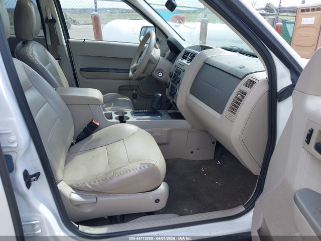 2008 FORD ESCAPE 1FMCU93178KB46658 Photo 4