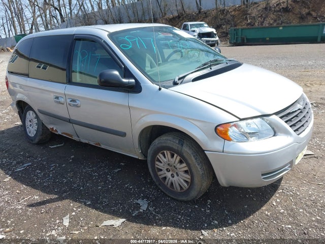 2006 CHRYSLER TOWN & COUNTRY 1A4GP45R86B667320