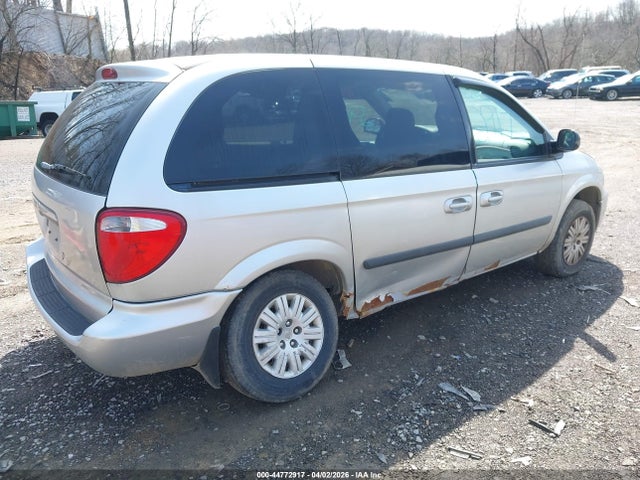 2006 CHRYSLER TOWN & COUNTRY 1A4GP45R86B667320 Photo 3