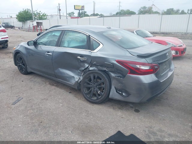 2018 Nissan Altima 2.5 Sr მანქანა იყიდება აუქციონზე, vin: 1N4AL3AP3JC277515, აუქციონის ნომერი: 44772919