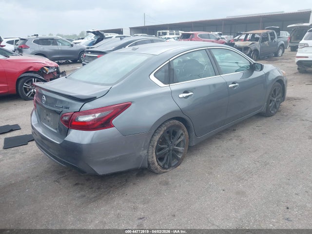 2018 Nissan Altima 2.5 Sr მანქანა იყიდება აუქციონზე, vin: 1N4AL3AP3JC277515, აუქციონის ნომერი: 44772919