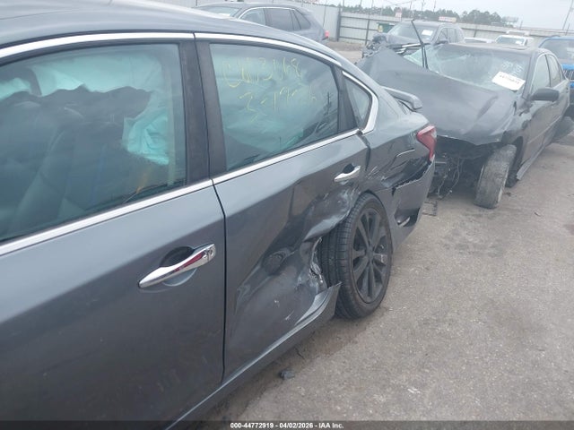 2018 Nissan Altima 2.5 Sr მანქანა იყიდება აუქციონზე, vin: 1N4AL3AP3JC277515, აუქციონის ნომერი: 44772919