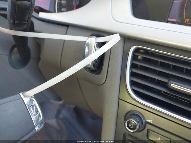 Продаж на аукціоні авто 2010 Audi A4 2.0t Premium, vin: WAUHFAFL4AN030354, номер лоту: 44772922