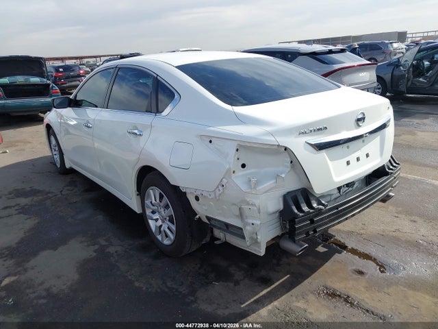 Nissan Altima 2.5 S 2015 1N4AL3AP8FC571113 Image 3