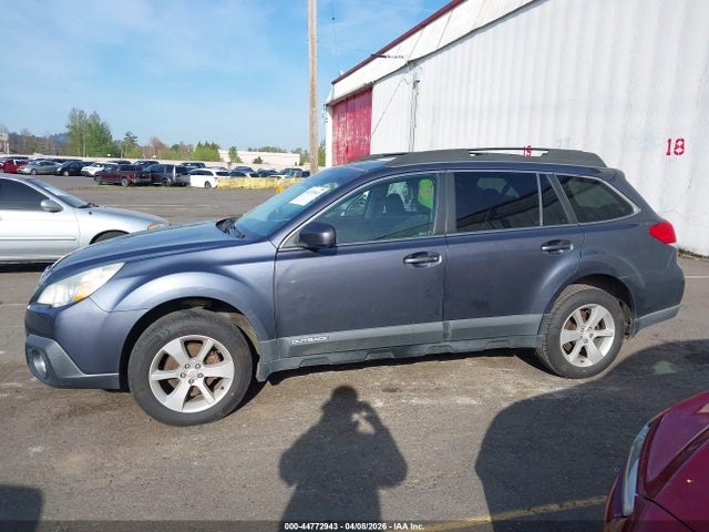 Продаж на аукціоні авто 2014 Subaru Outback 2.5i Premium, vin: 4S4BRBCC4E3242436, номер лоту: 44772943
