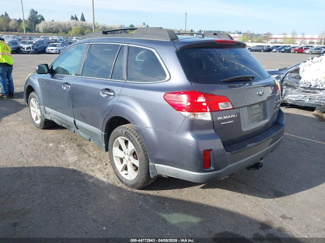 Продаж на аукціоні авто 2014 Subaru Outback 2.5i Premium, vin: 4S4BRBCC4E3242436, номер лоту: 44772943