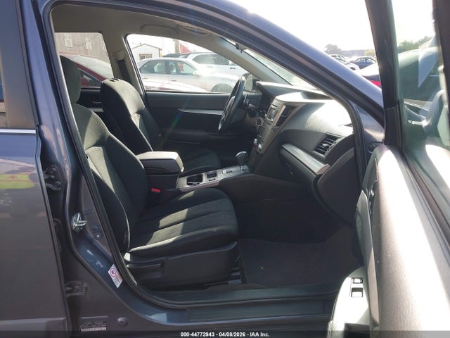 Продаж на аукціоні авто 2014 Subaru Outback 2.5i Premium, vin: 4S4BRBCC4E3242436, номер лоту: 44772943