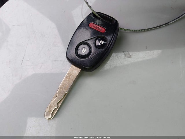 44772944 :رقم المزاد ، JHMGE8H47AC009010 vin ، 2010 Honda Fit Sport مزاد بيع