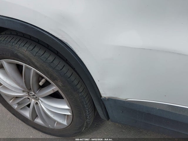 44772957 :رقم المزاد ، WVGAV7AX3CW546931 vin ، 2012 Volkswagen Tiguan Se مزاد بيع
