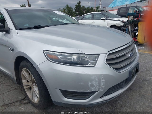 Ford TAURUS SE 2017 1FAHP2D84HG124243 Image 16