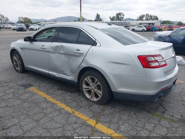 Ford TAURUS SE 2017 1FAHP2D84HG124243 Image 3