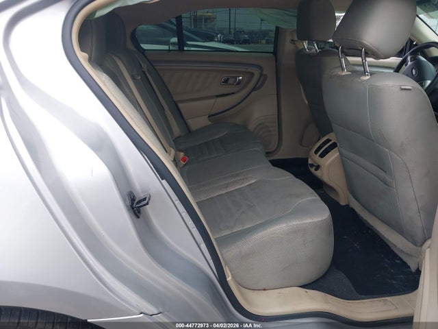 Ford TAURUS SE 2017 1FAHP2D84HG124243 Image 8