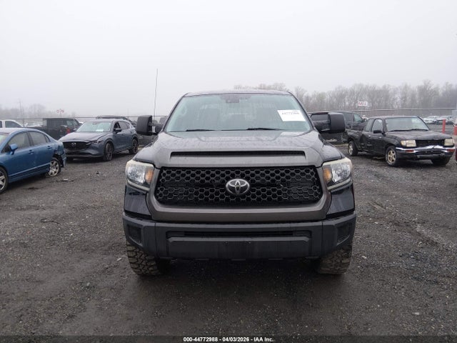 44772988 :رقم المزاد ، 5TFUM5F14KX081355 vin ، 2019 Toyota Tundra Sr 4.6l V8 مزاد بيع