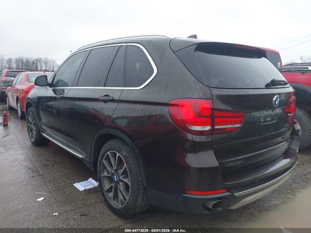 2014 BMW X5 5UXKS4C57E0J96252 Photo 2