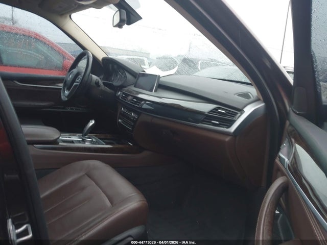 2014 BMW X5 5UXKS4C57E0J96252 Photo 4