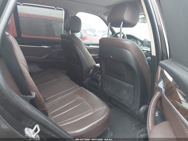 2014 BMW X5 5UXKS4C57E0J96252 Photo 7