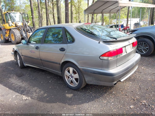 2002 SAAB 9-3 YS3DF58K227012141 Photo 2