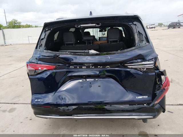 Toyota Sienna Limited 2026 5TDZRKEC1TS301728 Image 16