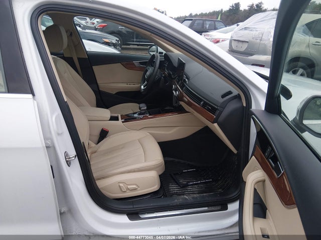 WAUBBAF4XPA036363 Audi A4 Premium Plus 40 Tfsi Quattro S Tronic
