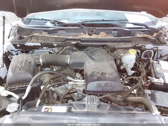 44773049 :رقم المزاد ، 3C6JR6DG4MG634828 vin ، 2021 Ram 1500 Classic Tradesman  4x2 8' Box مزاد بيع