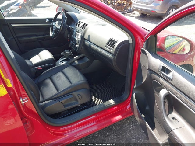 44773055 :رقم المزاد ، 3VWRX7AJ6AM133411 vin ، 2010 Volkswagen Jetta Limited Edition مزاد بيع