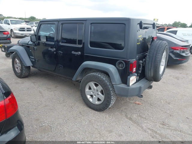 2018 JEEP WRANGLER JK UNLIMITED 1C4BJWDG6JL862171 Photo 2