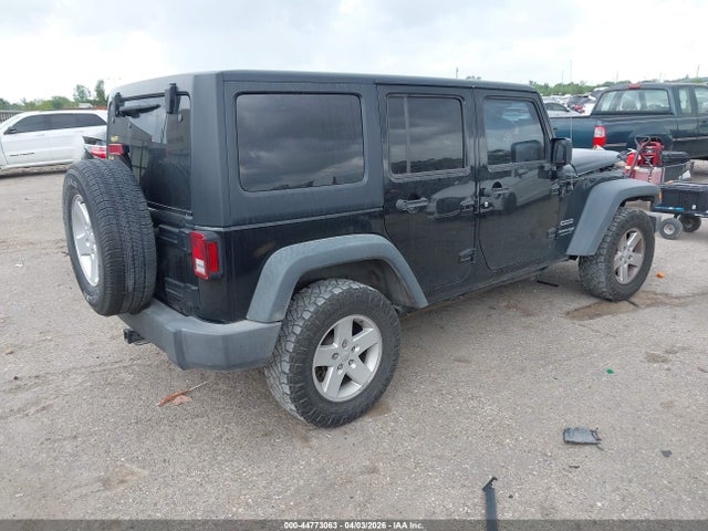 2018 JEEP WRANGLER JK UNLIMITED 1C4BJWDG6JL862171 Photo 3