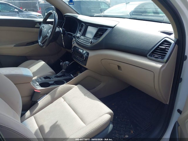 Aukcja sprzedaży 2018 Hyundai Tucson Value, vin: KM8J3CA20JU756298, numer aukcji: 44773072