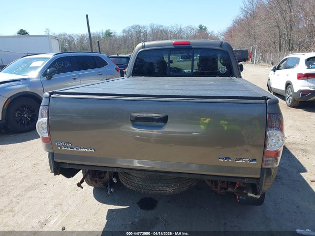 44773080 :رقم المزاد ، 5TFUU4EN3BX019878 vin ، 2011 Toyota Tacoma Base V6 مزاد بيع