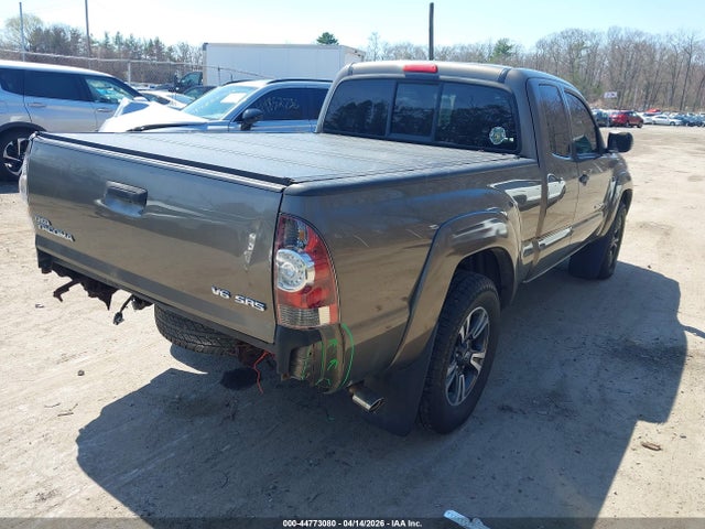 44773080 :رقم المزاد ، 5TFUU4EN3BX019878 vin ، 2011 Toyota Tacoma Base V6 مزاد بيع