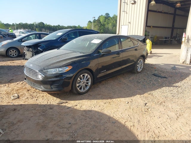2019 Ford Fusion Hybrid Se მანქანა იყიდება აუქციონზე, vin: 3FA6P0LUXKR255624, აუქციონის ნომერი: 44773092