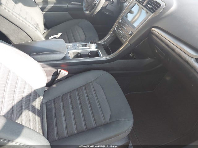 2019 Ford Fusion Hybrid Se მანქანა იყიდება აუქციონზე, vin: 3FA6P0LUXKR255624, აუქციონის ნომერი: 44773092