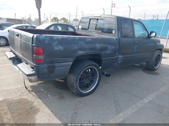 44773155 :رقم المزاد ، 3B7HC12Y2XG144402 vin ، 1999 Dodge Ram 1500 St مزاد بيع