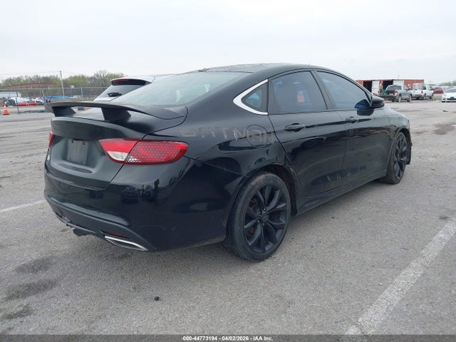 44773194 :رقم المزاد ، 1C3CCCBG1FN527514 vin ، 2015 Chrysler 200 S مزاد بيع