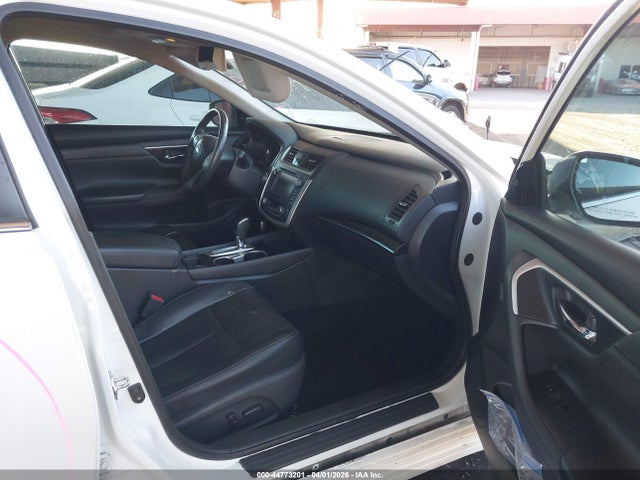 1N4AL3APXHC267042 Nissan Altima 2.5 Sl